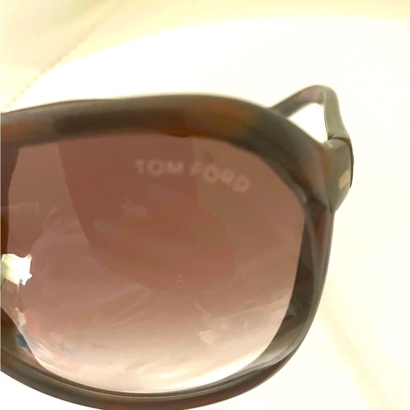 TOM FORD Sunglasses - Picture 7 of 8